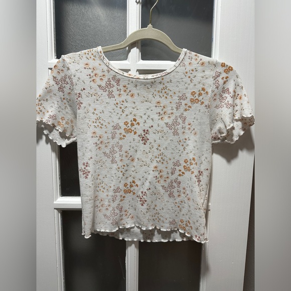 American Eagle Outfitters Cream Floral Print Crop T-Shirt - Picture 4 of 7